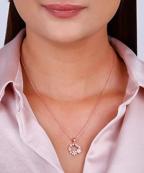 Rose Gold Drop Wreath Pendant With Link Chain