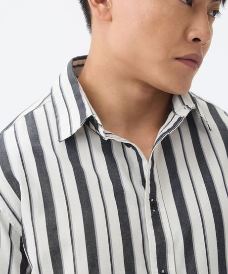 Stripe Blackline Men Relaxed Shirts