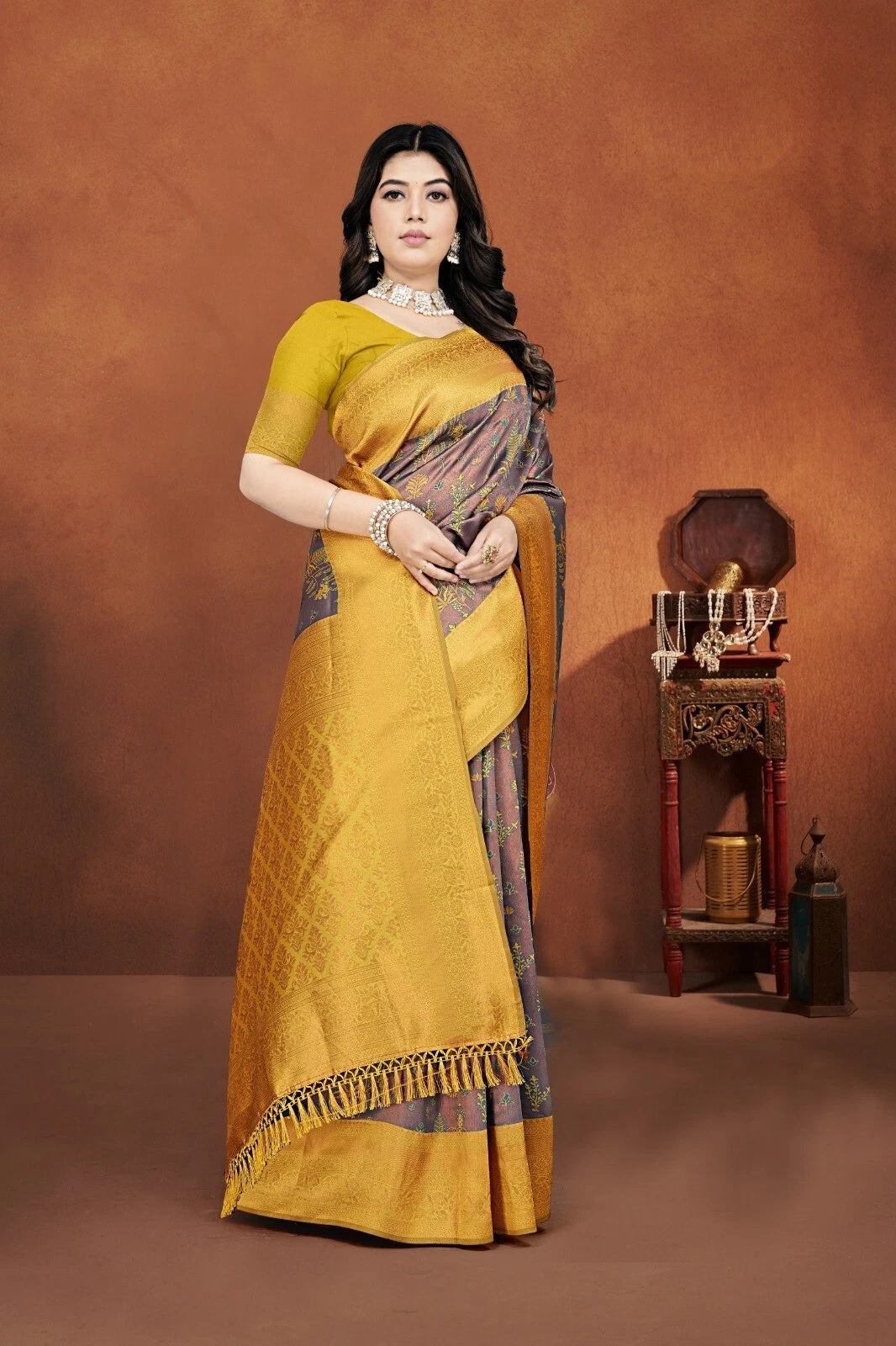Premium Pure Zari Silk Beautiful Traditional Saree With Blouse