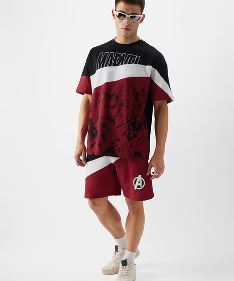 Avengers The Heroes Oversized T-Shirts