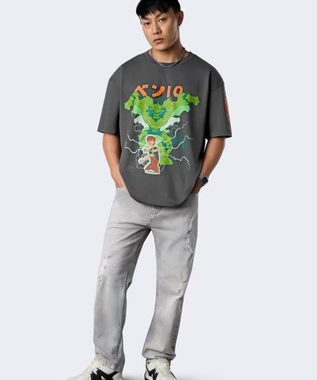 Ben 10 Shocksquatch Oversized T-Shirts