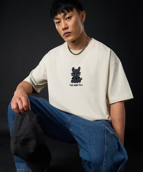 Night Fury Chibi Oversized T-Shirts