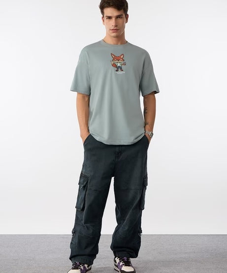 Oversized Hating Fox Oversized T-Shirts