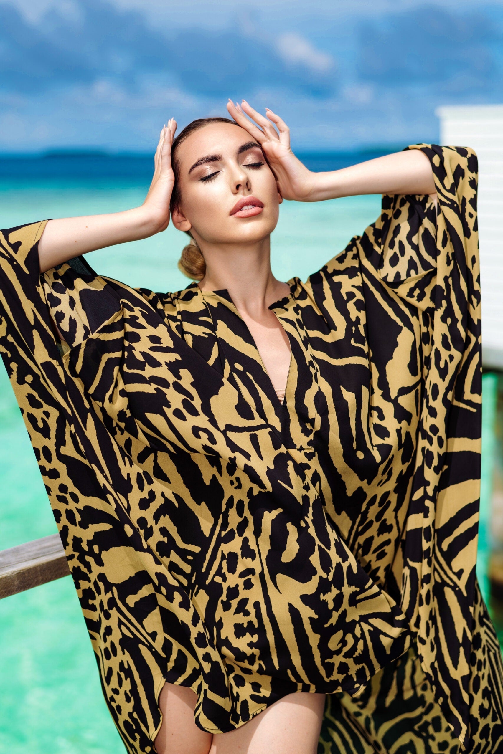 Premium Luxx Silk Printed Occasion Wear Short Kaftan For Women's