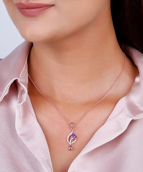 Rose Gold Flowing Crocus Pendant with Link Chain