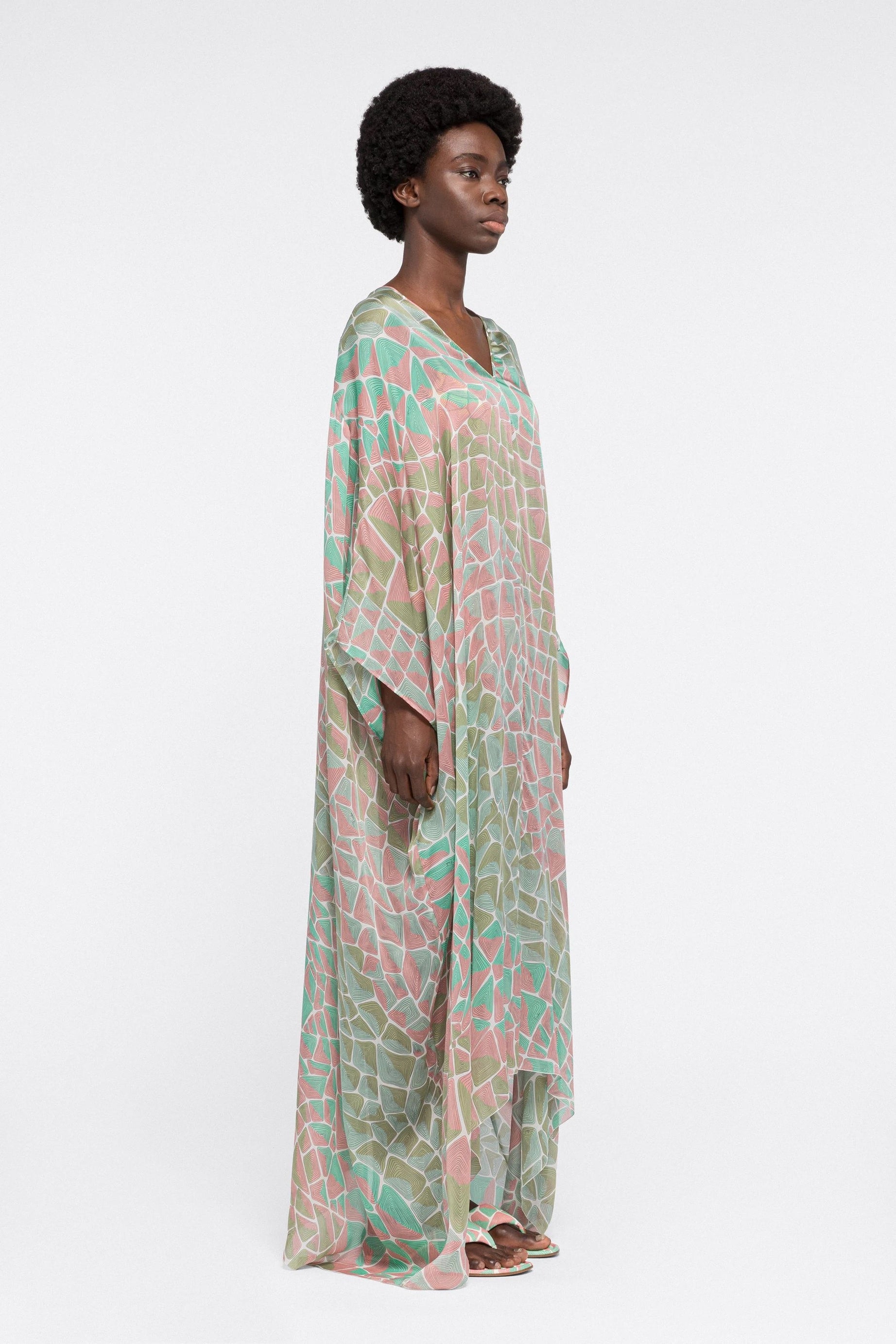 Premium Georgette Kaftan, Elegant and Comfortable Style Caftan For Women's