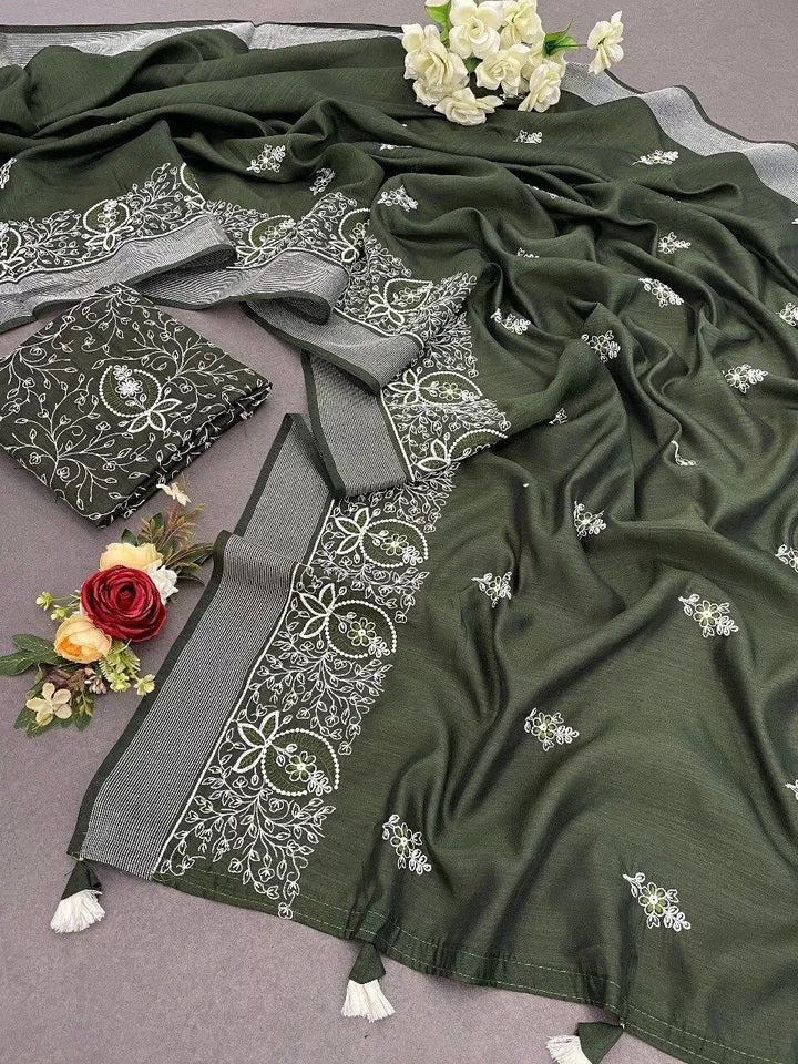 Bollywood Wedding Cotton Embroidery Heavy Work,PartyWear Fancy Sari Blouse