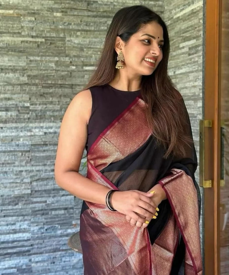 Women's Wedding  Banarasi Soft Silk Saree With Blouse