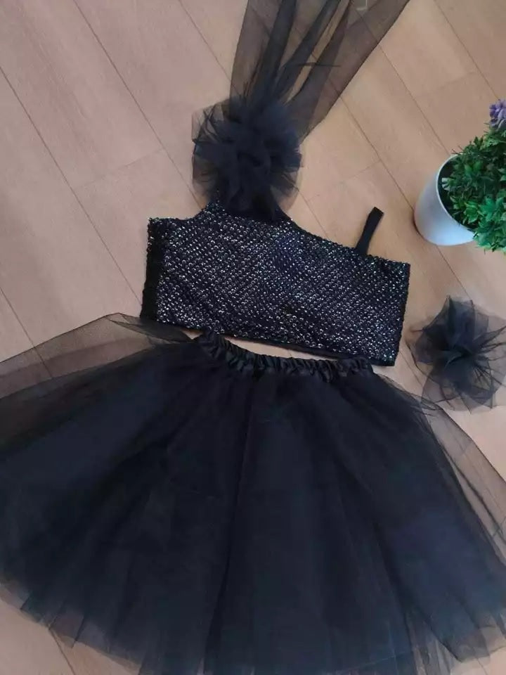 MOST PICKED NET FULL FLAIRED KID’S TOP WITH SKIRT BLACK