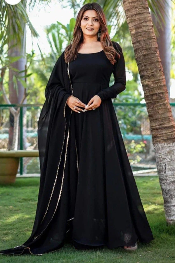 Black Georgette Beautiful Elegant Flared Gown Dupatta