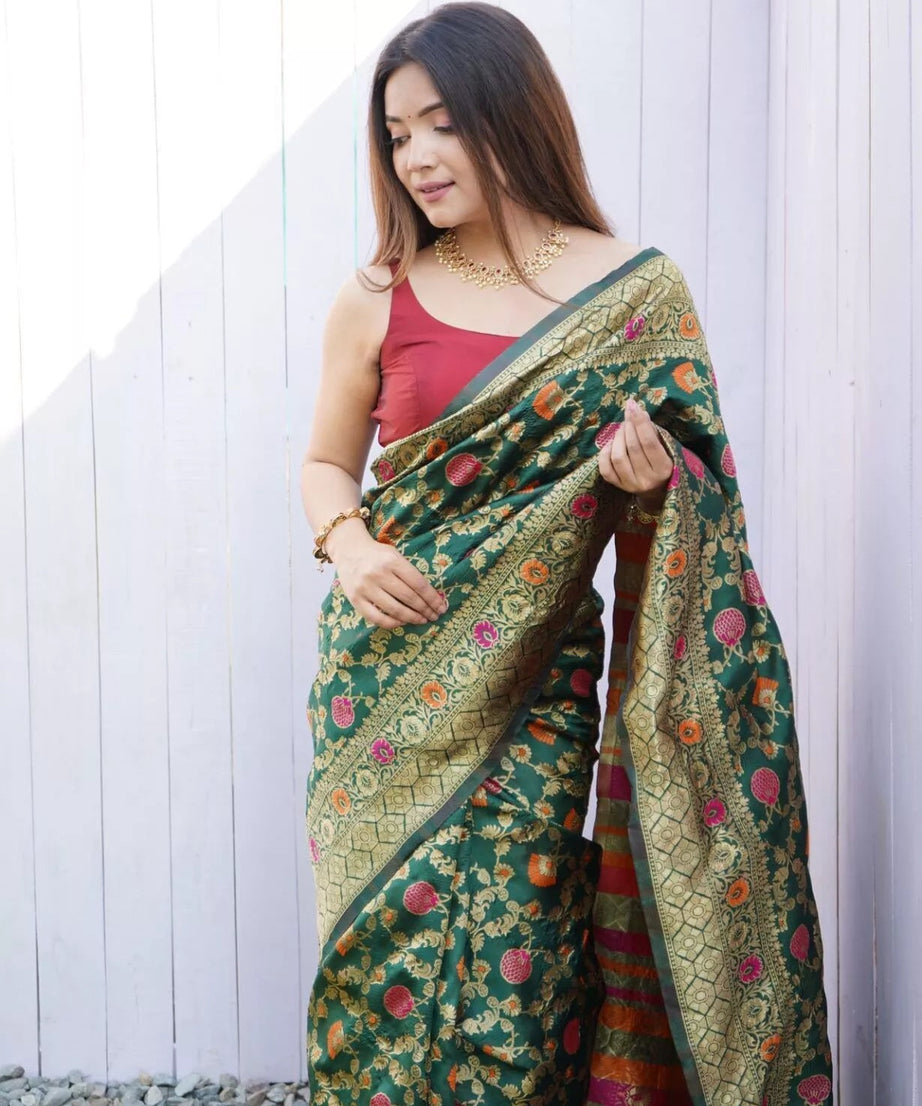 Women's Wedding Wear Banarsi Soft Silk Saree & Blouse