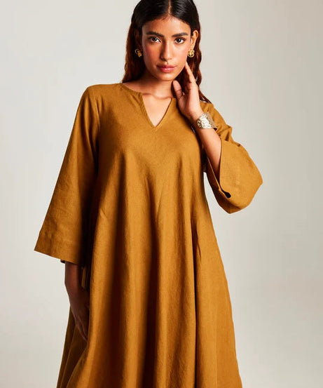 Co-Linen Pheran Kurta Set