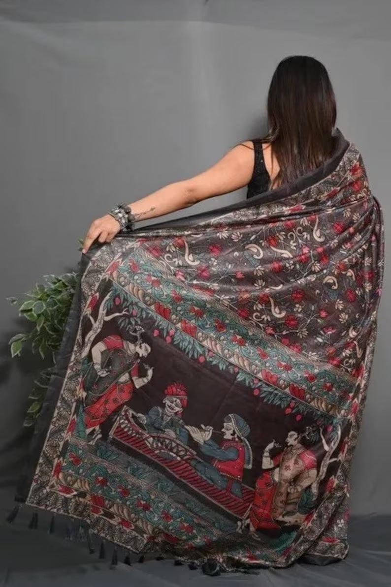 Soft Lichi Silk Saree With Unstitched Blouse