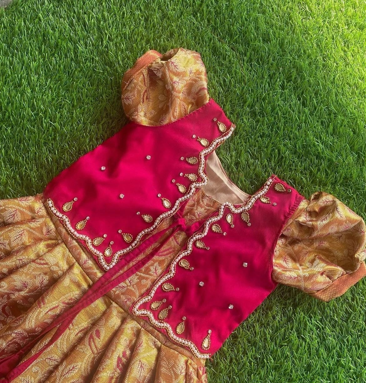 Kids & Girls Wedding Wear Jacquard Traditional Beautiful Coty With Blouse