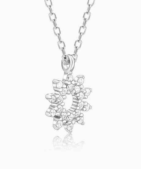 Sliver Sparkling Floral Pendant With Link Chain