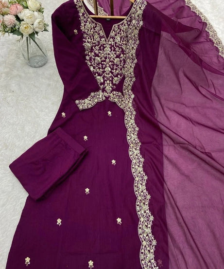 Classic Traditional Designer Roman Silk Salwar Kameez Suit 12-AW