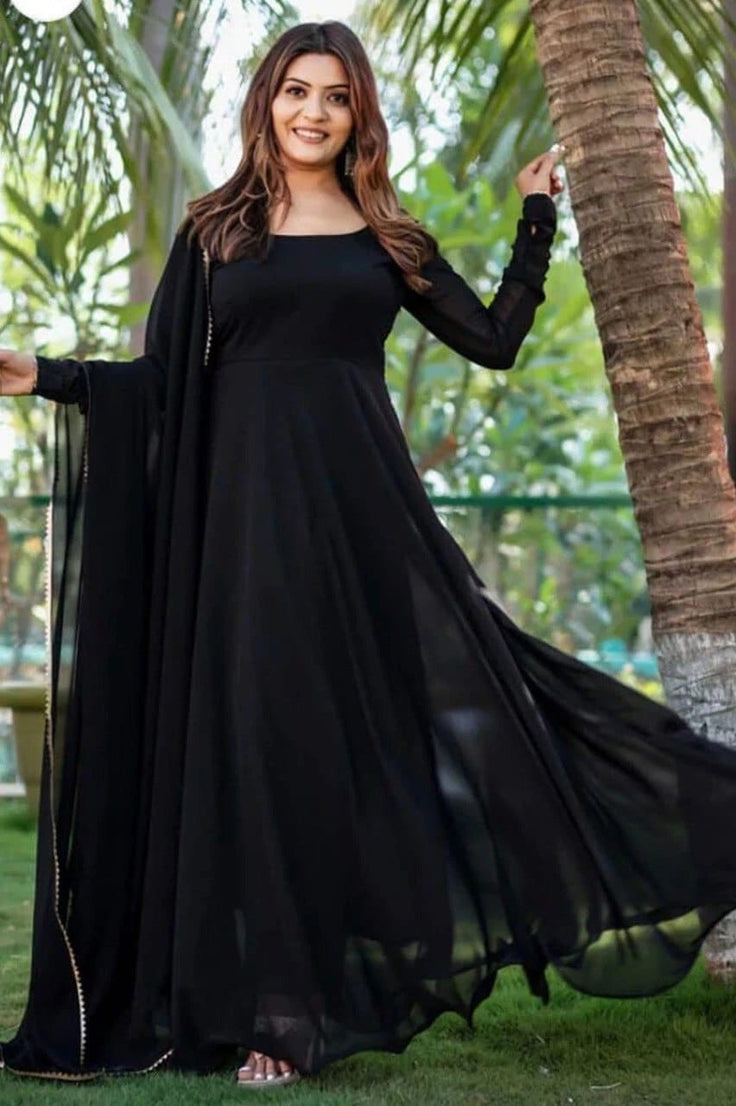 Black Georgette Beautiful Elegant Flared Gown Dupatta