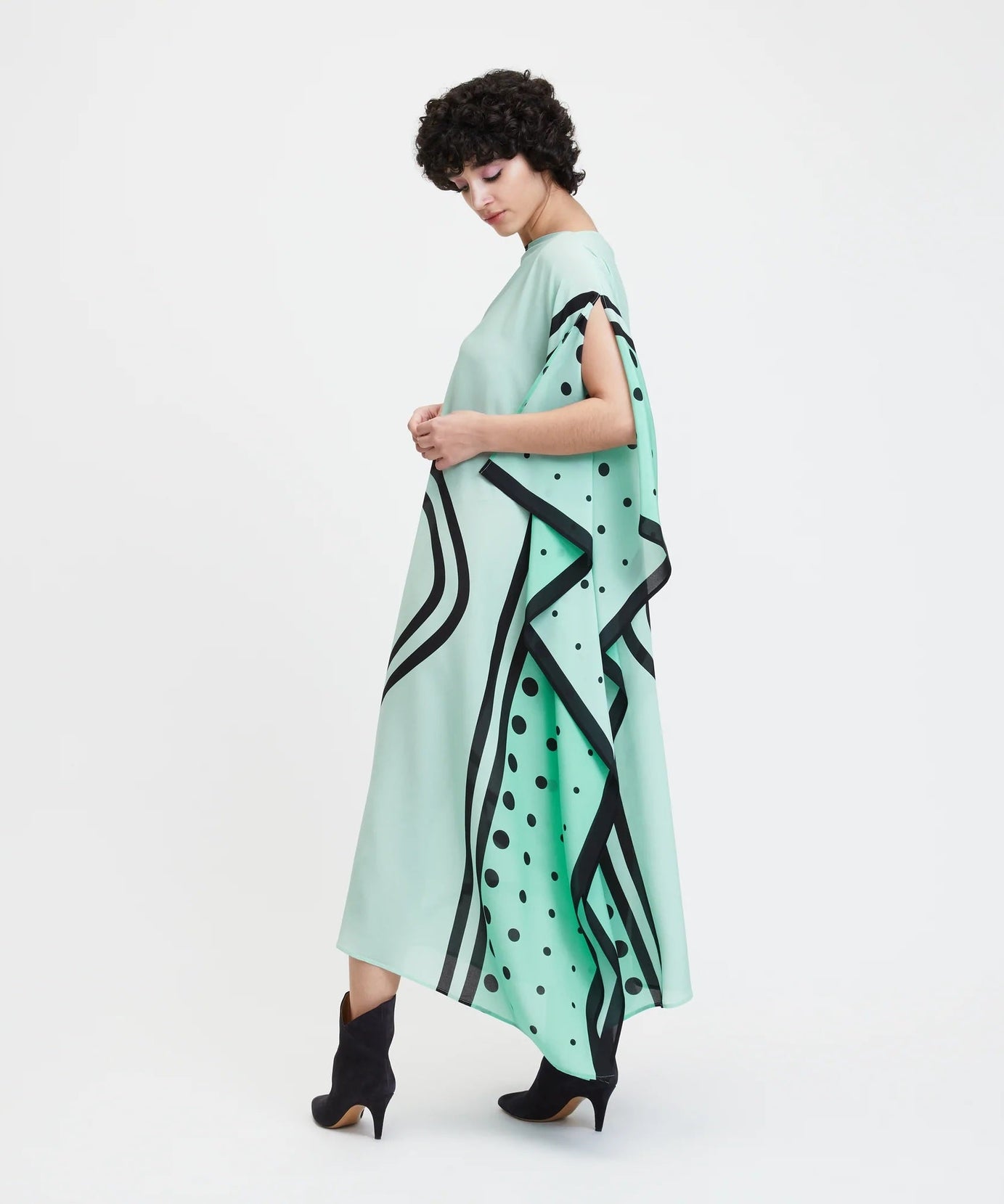 Women's Soft French Moss Kaftan - Comfortable and Chic for Casual Wear