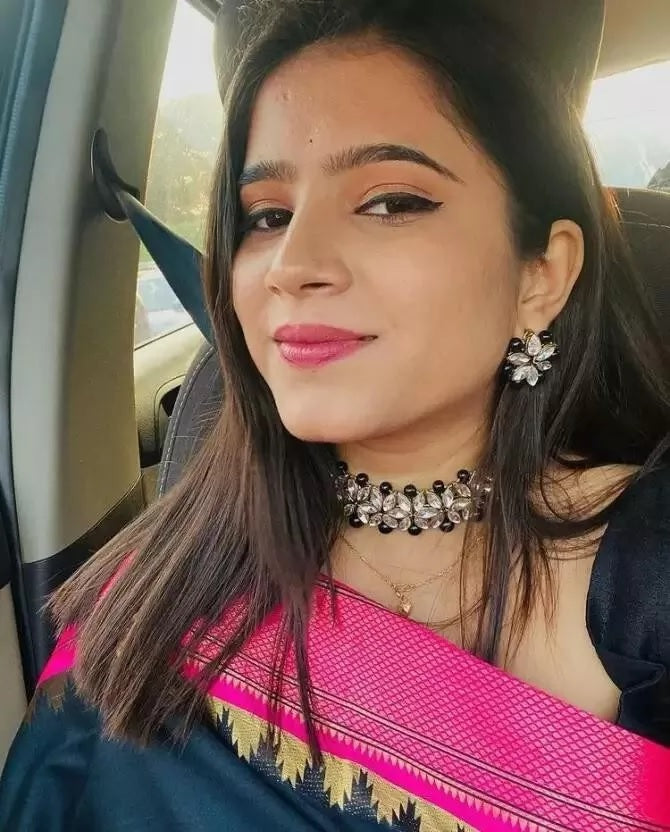 Traditional Look Wedding Wear Banarsi Soft Silk Saree & Blouse