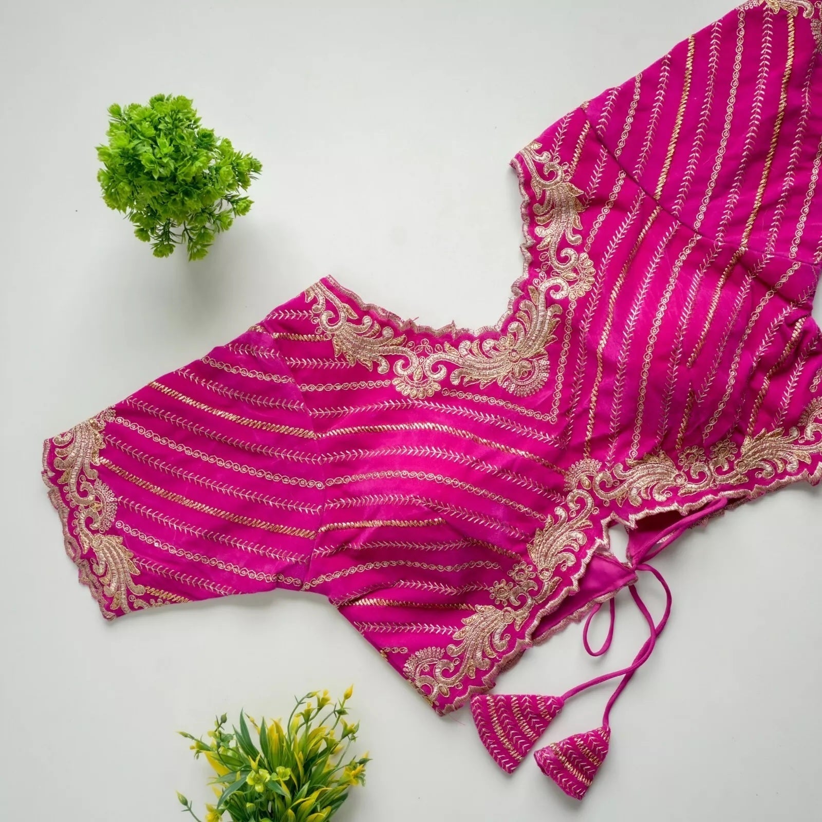 New Stylish Classic Full Stitched Taffeta Silk Blouse & Choli