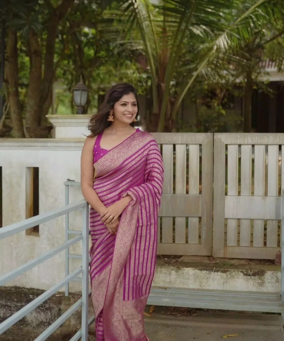 Women's Banarasi Soft Silk Saree With Blouse