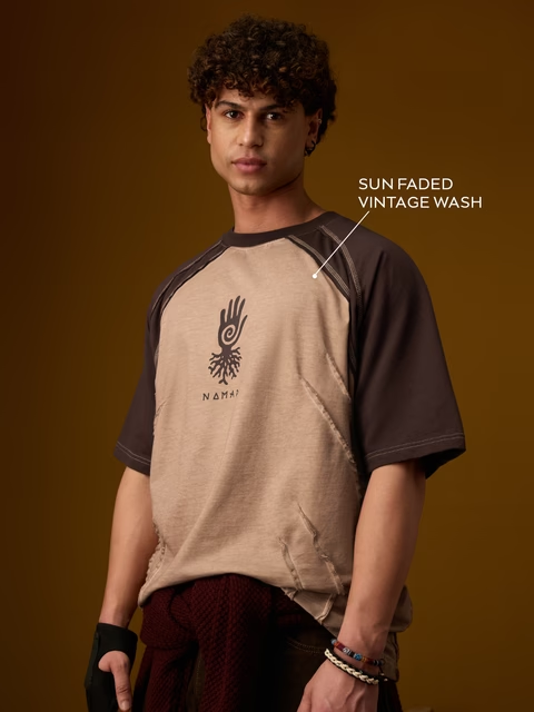 Nomad  Primal Oversized T-Shirts