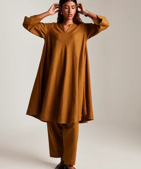 Co-Linen Pheran Kurta Set