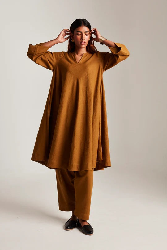 Co-Linen Pheran Kurta Set