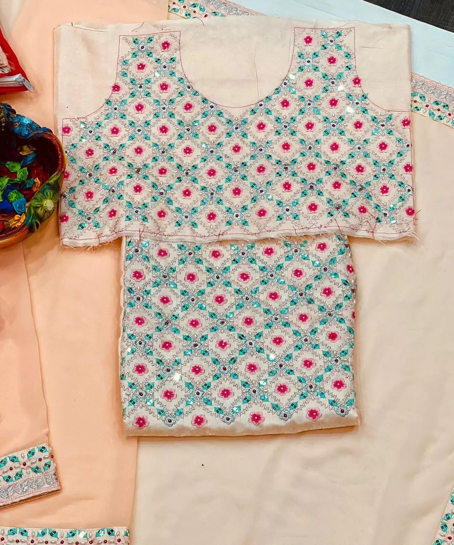 Faux Georgette Classic Traditional Look Saree & Blouse