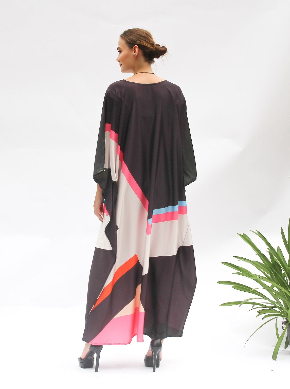 Luxury Soft Satin Slik Kaftan, Casual Wear Caftan For Women's