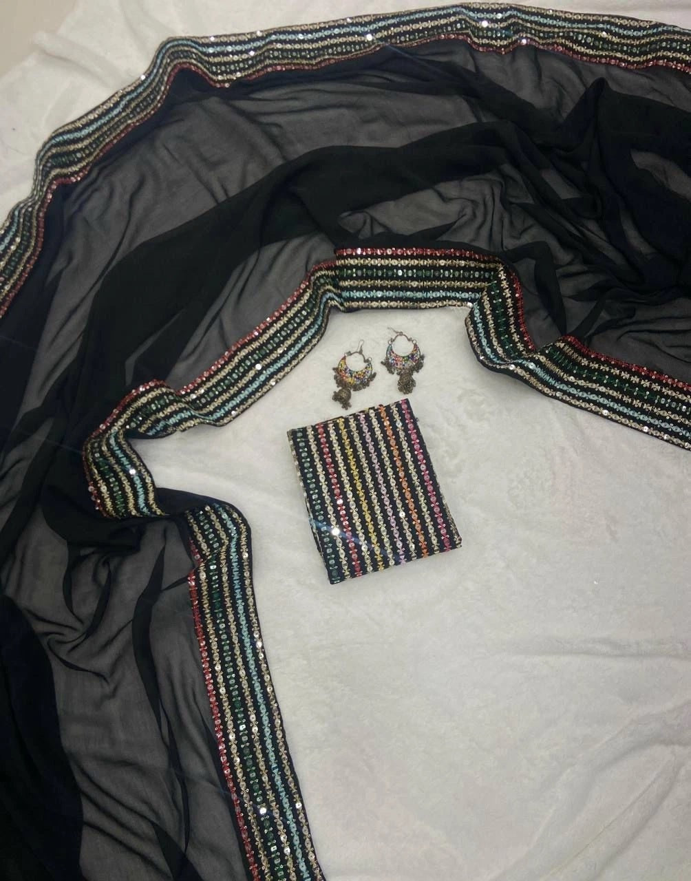 Beautifull Smooth Georgette Black Saree With Blouse For Women's