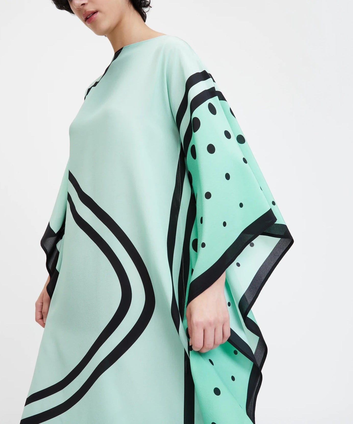 Women's Soft French Moss Kaftan - Comfortable and Chic for Casual Wear