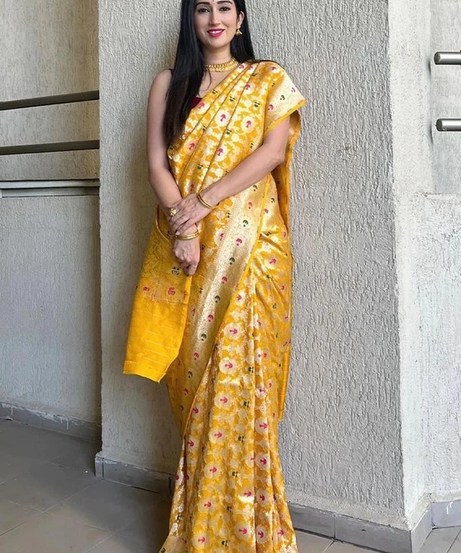 Banarasi Soft Silk Bollywood Function Wear Saree With Blouse 11-VD