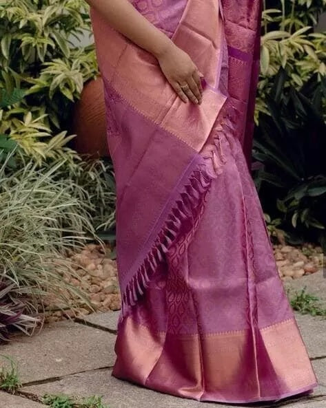 Women's Classic Banarsi Silk Sari With Blouse