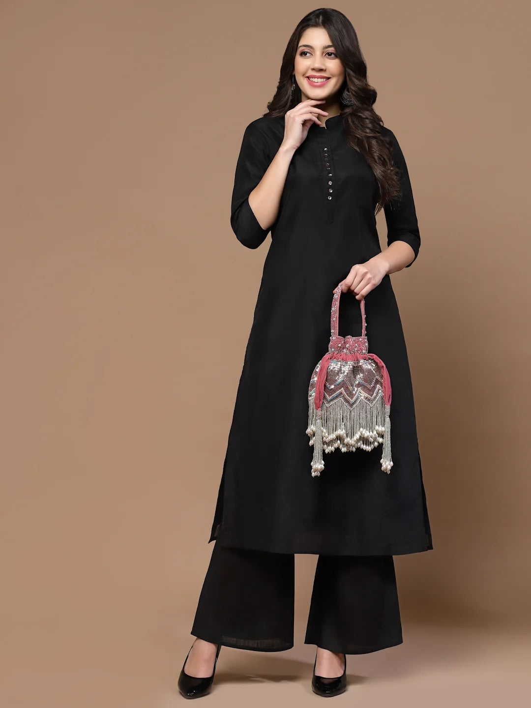 Droop Chevron Embellished Velvet Potli Bag