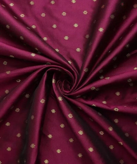 Beautiful Pure Soft Banarasi Lichi Silk Sari With Unstitched Blouse
