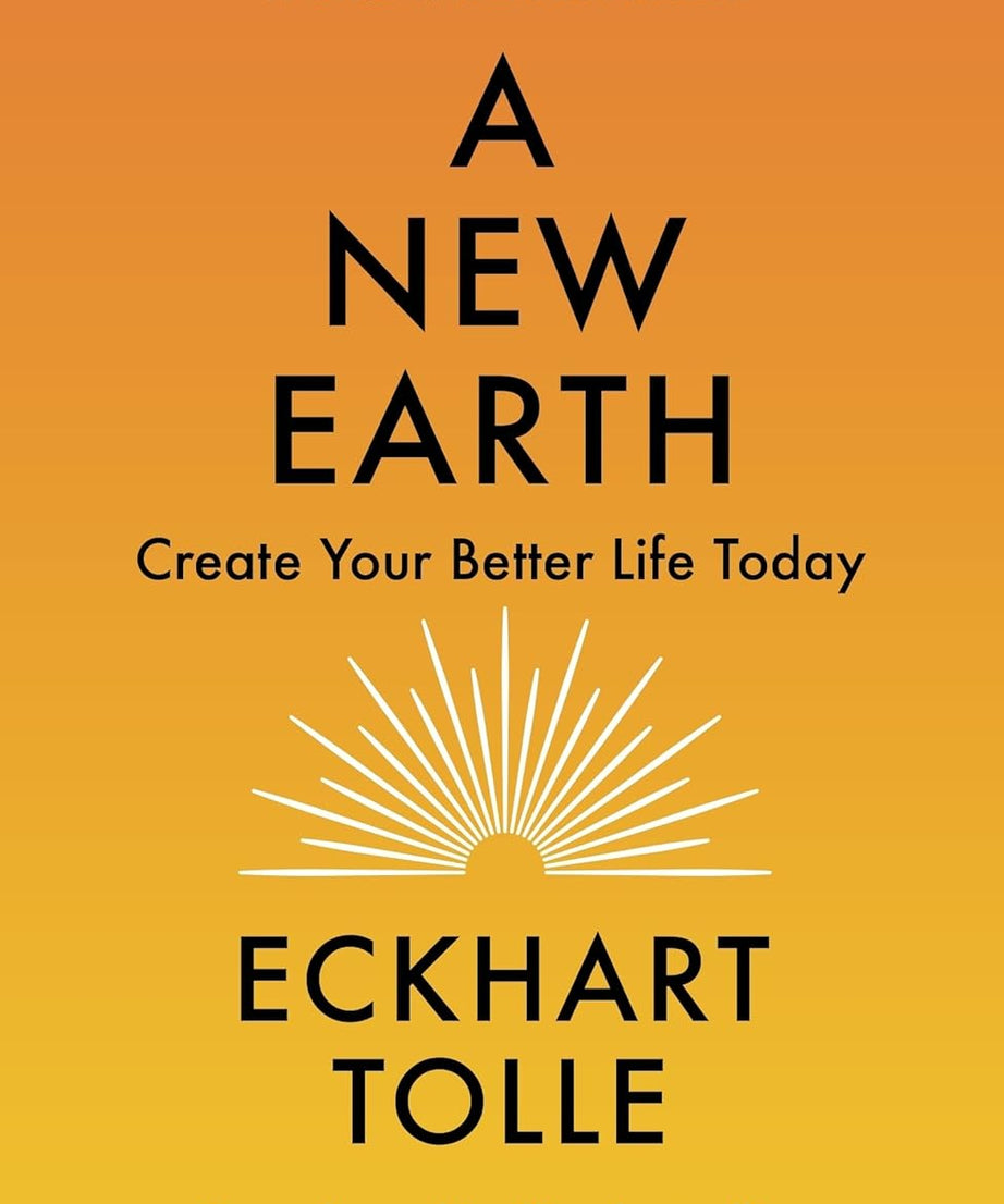 A New Earth By- Eckhart Tolle (Paparback)