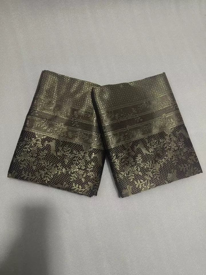 Banarsi Soft Silk Saree With Blouse