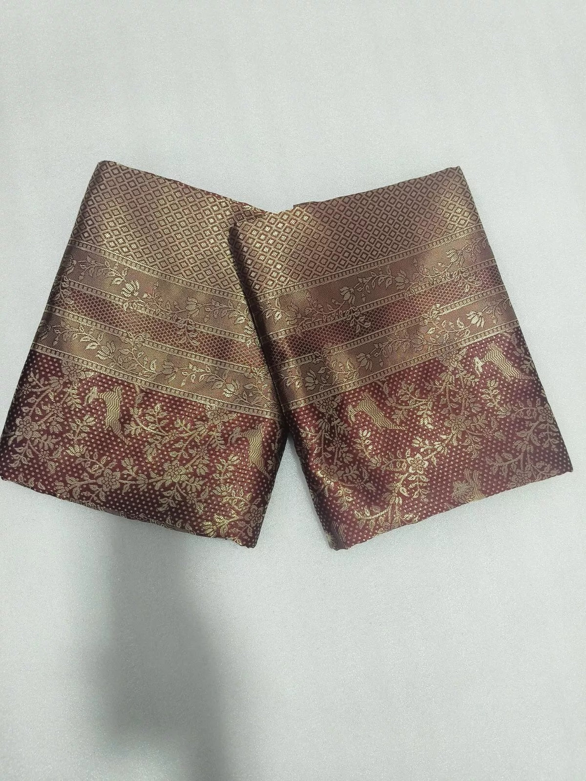 Classic Wedding Banarasi Soft Silk Sari & Blouse