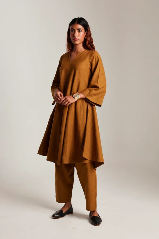 Co-Linen Pheran Kurta Set