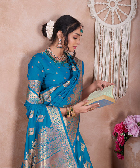 Traditional Soft Silk With Banarasi Jari Work Saree With Blouse