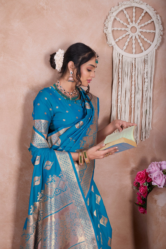 Traditional Soft Silk With Banarasi Jari Work Saree With Blouse