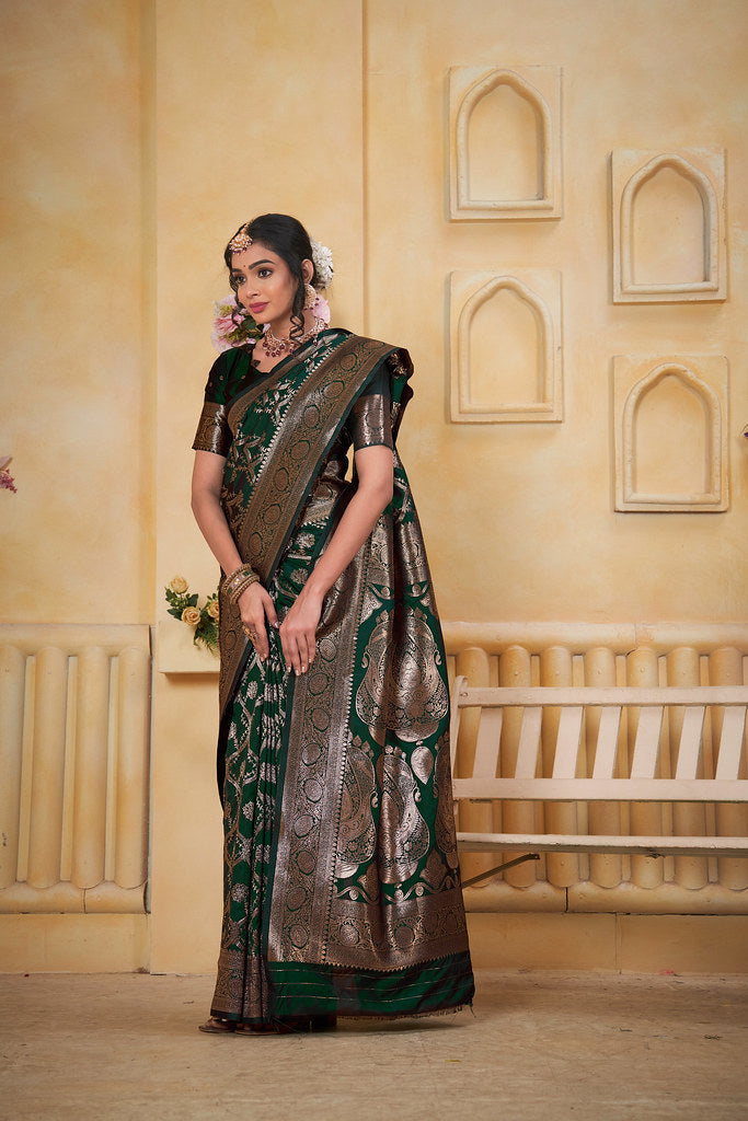 Soft Silk Saree Weaving Banarasi Jari Work Saree With Blouse