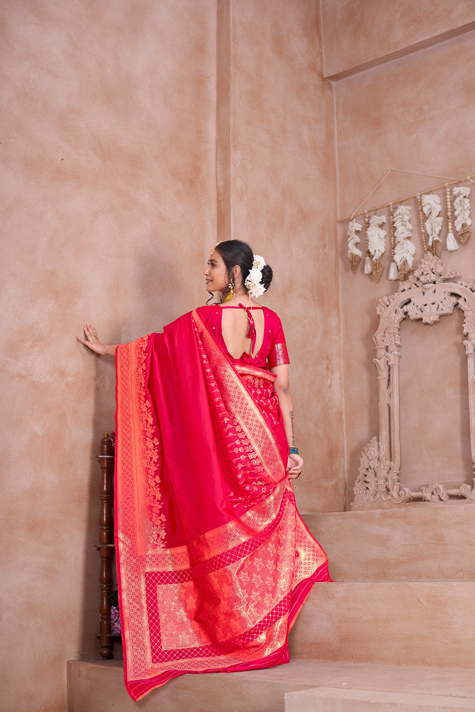 Traditional Wear Designer Soft Silk Banarasi Sari With Blouse