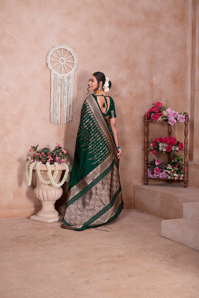 Traditional Wear Designer Soft Silk Banarasi Sari With Blouse