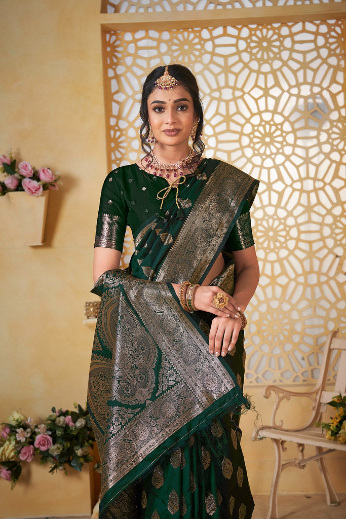 Soft Silk Saree Weaving Banarasi Jari Work Sari With Blouse