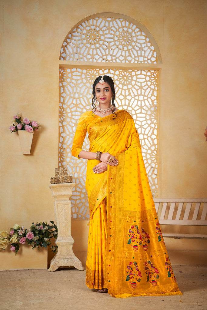 Soft Silk Saree Weaving Banarasi Jari Work Sari With Blouse