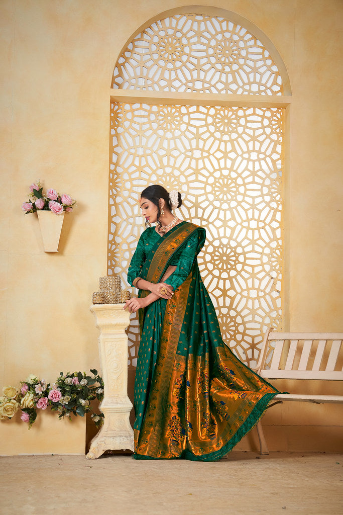 Soft Silk Saree Weaving Banarasi Jari Work Sari With Blouse