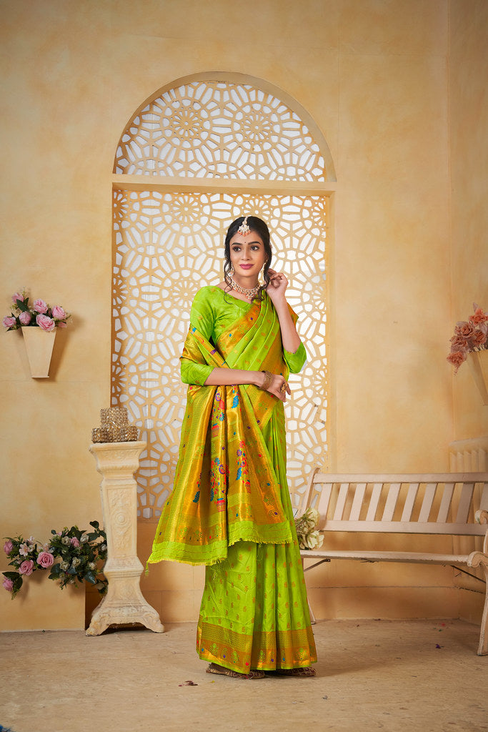 Soft Silk Saree Weaving Banarasi Jari Work Sari With Blouse