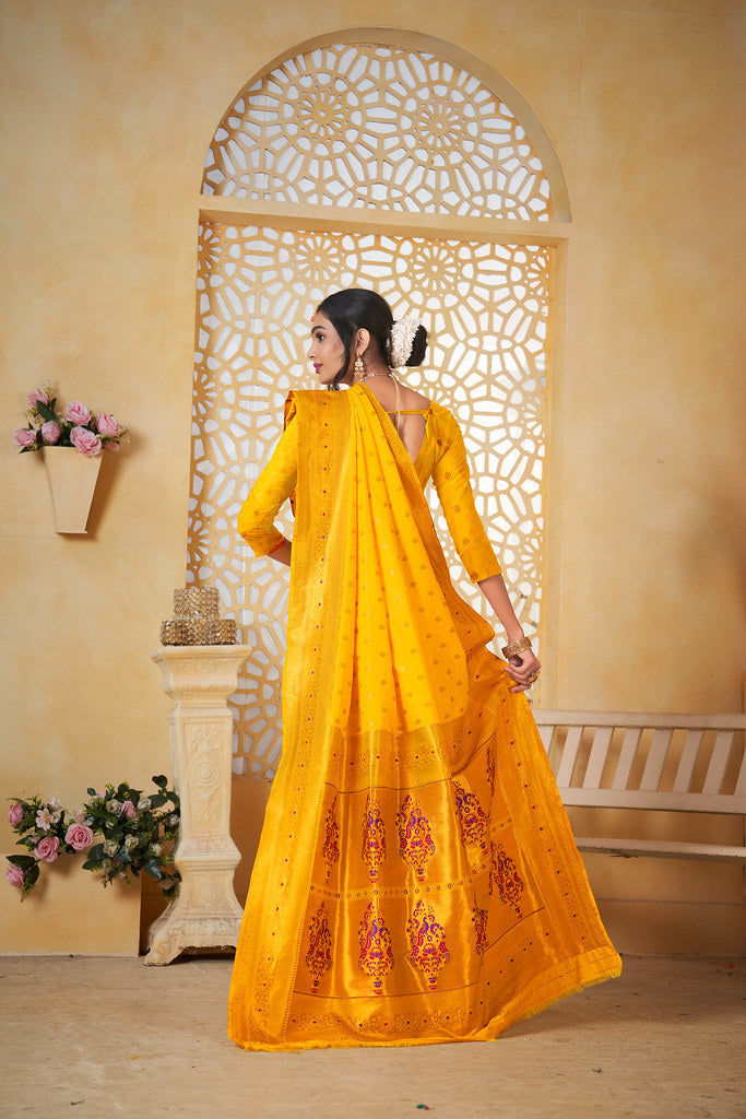 Soft Silk Saree Weaving Banarasi Jari Work Traditional Sari With Blouse